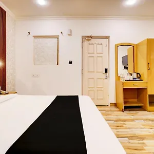 4* Hotel Super Townhouse Jageer Palace Near Mayapuri Chowk